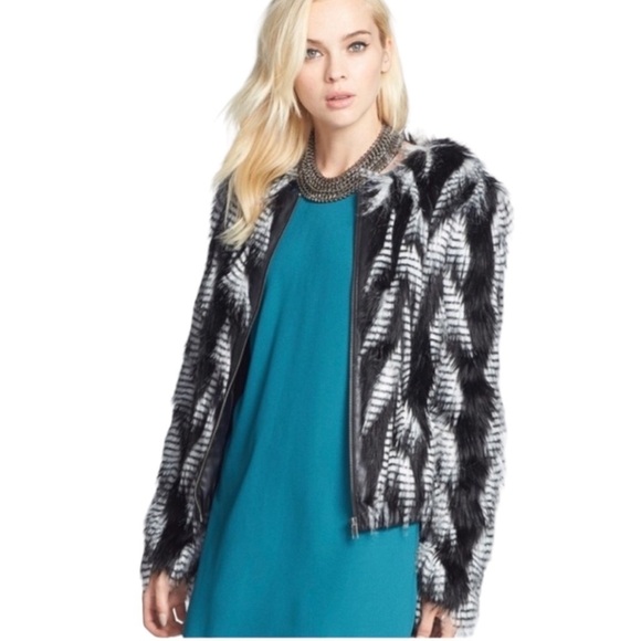 ANTHROPOLOGIE LEITH Faux Fur Trendy Jacket Size. It’s STUNNING!!! - Picture 1 of 7